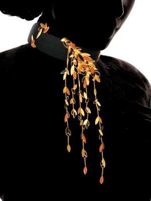 ���鱦����ɫ���� ��������