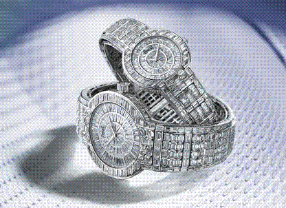 鱦ʱ PIAGET