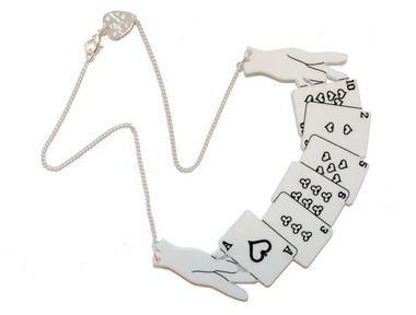 Ȥλ&ֵTatty Devine