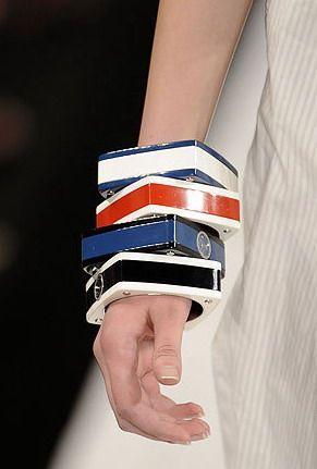 09���Ĵ��ֱ� ��������������