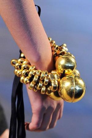 09���Ĵ��ֱ� ��������������