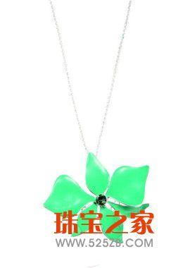 䶯