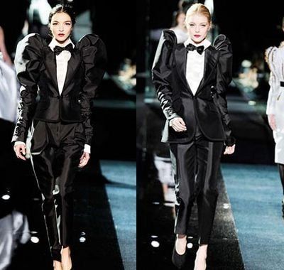 冠军江映蓉山寨的这套复古的黑色宽肩西装是Dolce & Gabbana本季的新品