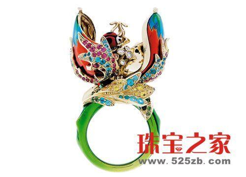 龫 鱦