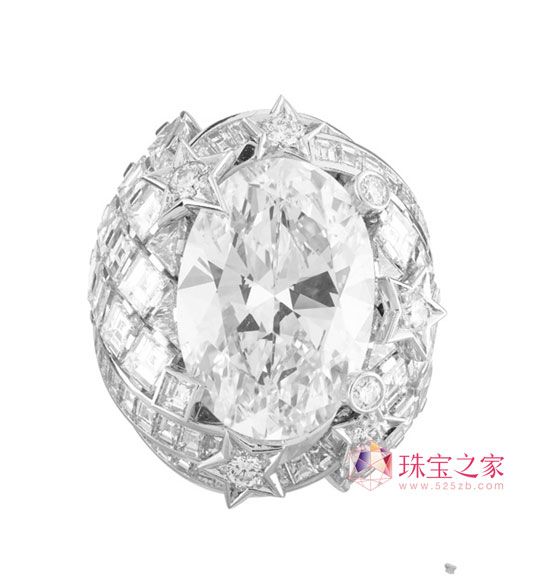 四部科幻小说的珠宝情缘