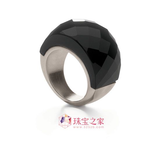 化身爱情使者,Folli Follie深情打造秋冬绝美信物