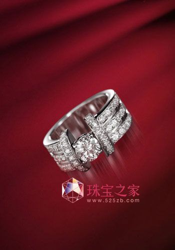 OMEGA全新珠宝 领浪漫风潮