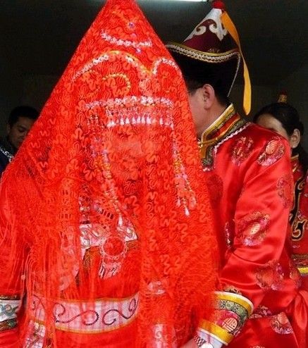 点击图片进入下一页
