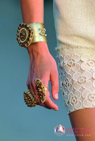 Chanel 11 ںߵİ˻԰