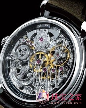 错综复杂的机械构造及精湛的技术,使镂空腕表成为一件罕有的工艺品。