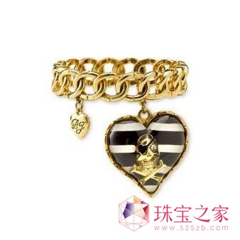 BetseyJohnsonSailorHeartCharmBracelet.00