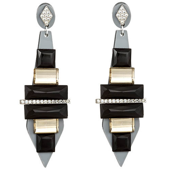 Sandy Hyun 黑色水晶耳环,$120 Sandy Hyun 黑色水晶耳环,$120