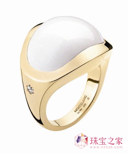 万宝龙白雪美人之Etoile de Montblanc系列 18K玫瑰金镶白玛瑙戒指
