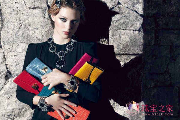 PRADA()2012紺鱦Ƭ