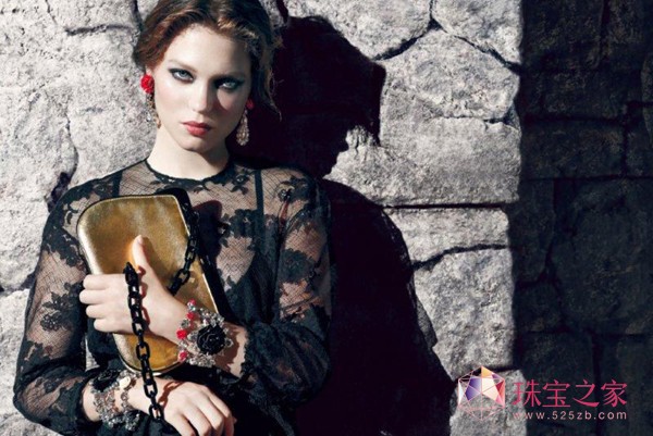 PRADA()2012紺鱦Ƭ