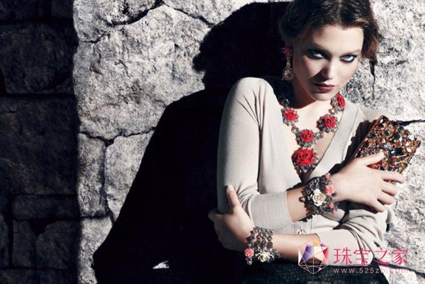 PRADA()2012紺鱦Ƭ