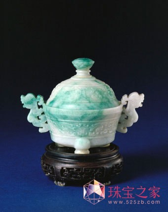 翠夔耳兽面纹炉