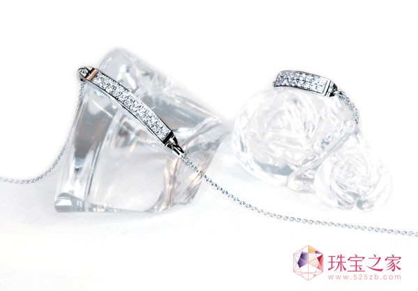 “Amitié”(友谊)