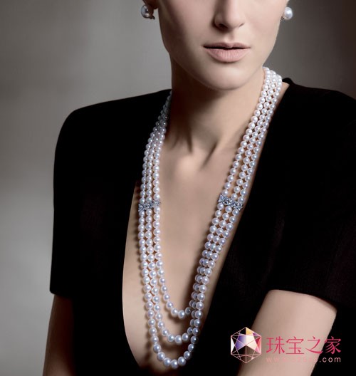 阮仕珍珠尽显高贵优雅