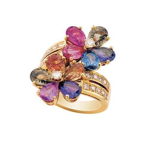 Bulgari蓝宝石花黄金戒指