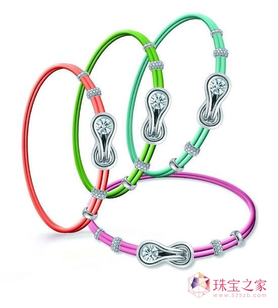 EncordiaTM拥爱系列新年特别款项链·手链