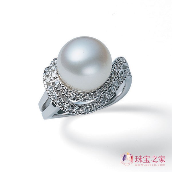 婚礼珍珠饰品 新娘挑选的要点