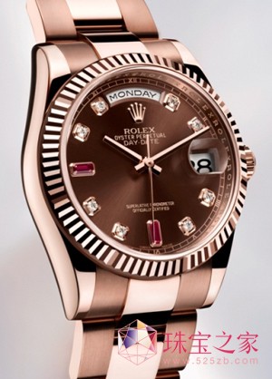 劳力士蚝式恒动星期日历型