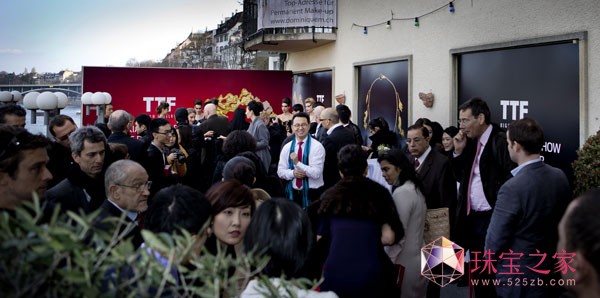 2012巴塞尔TTF龙年生肖跨界首饰设计作品发布会现场