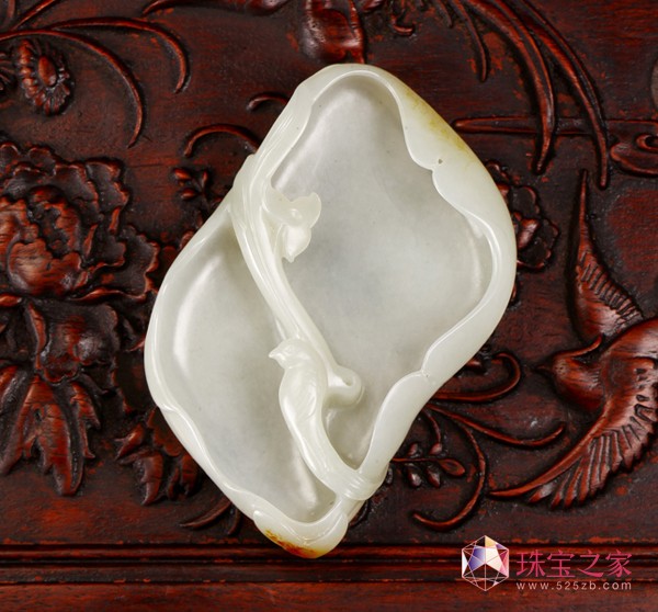 中国玉雕大师瞿利军作品和田玉籽料荷塘清趣香插