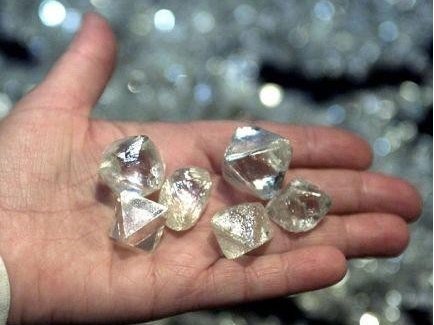 俄陨石坑发现数万亿克拉钻石 超全球现有储量