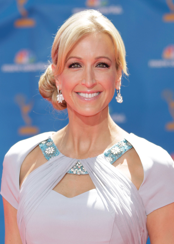 Lara Spencer Carrera y Carrera ׹
