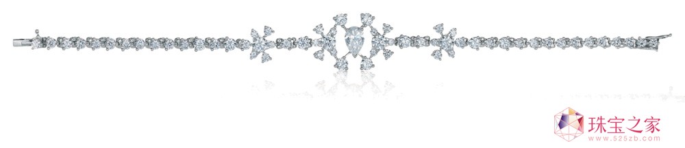 秦岚佩戴戴比尔斯钻石珠宝闪耀《王的盛宴》启动仪式