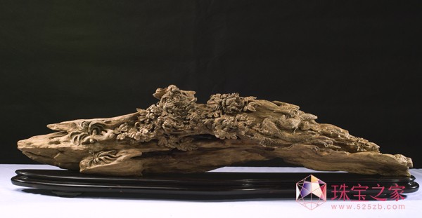 沉香作品《花好月圆