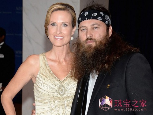 白宫记者晚宴 鸭子王朝》剧组的两位演员