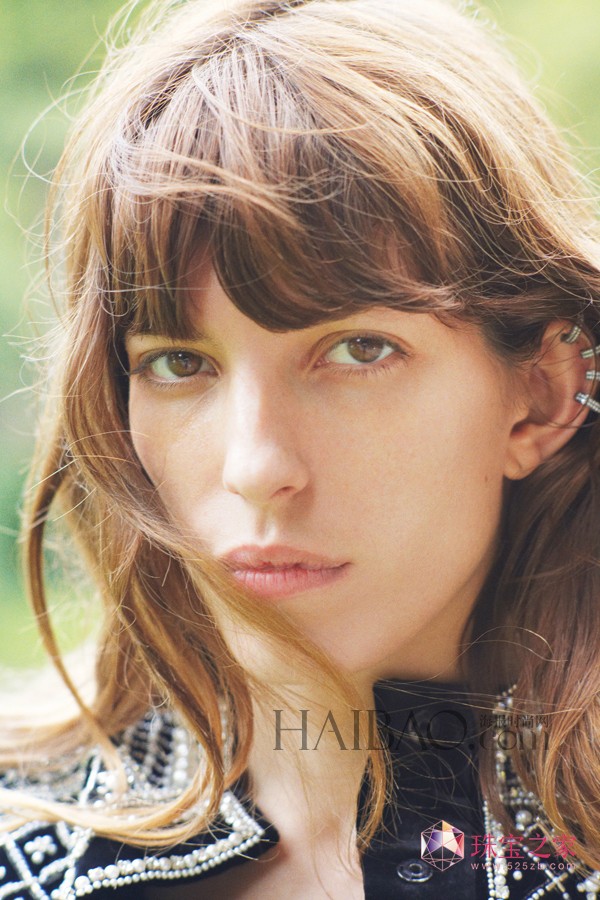 ¶·¡(Lou Doillon) ·ײƵĶ