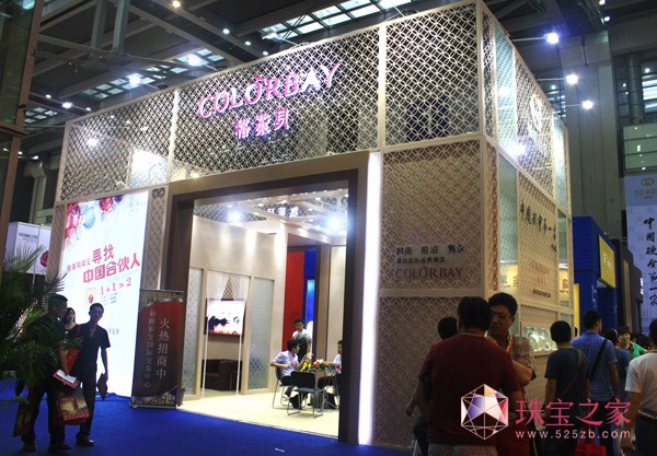 格莱贝珠宝展位形象时尚优雅