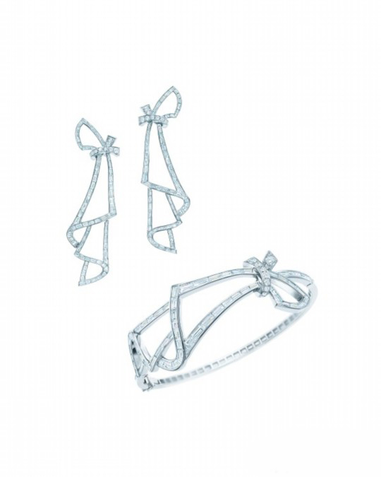 Tiffany & Co.ܽᲬǶʯ׹