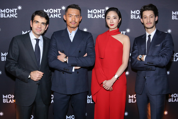 左起：Montblanc万宝龙国际公司首席执行官朗博杰（Jér_me Lambert）、万宝龙中国区两位品牌大使羽坛双圈