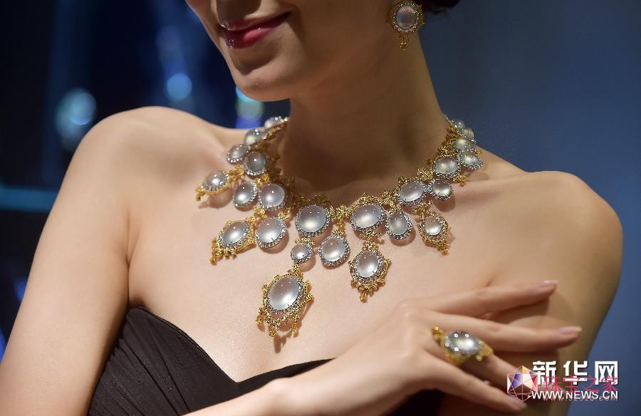 （晚报）（4）天成国际将在香港举行珠宝及翡翠春季拍卖会