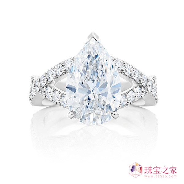 De Beers 1888ʦ꼰ʯ鱦