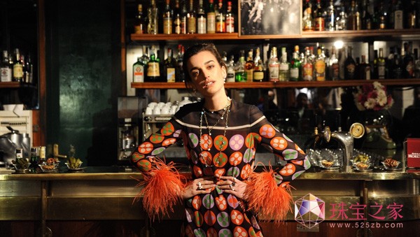 宝曼兰朵全新珠宝系列亮相传奇“牙买加酒吧”