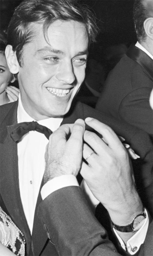 1966꣬Alain DelonӰս(Paris Brule t-il?)ڰٰӳ