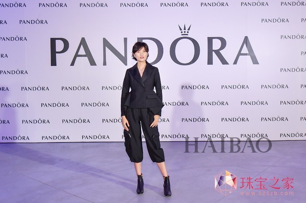 超模李丹妮分享潘多拉珠宝搭配方法和“辣妈育儿经”,潘多拉珠宝  (Pandora) 2017秋季新品发布会