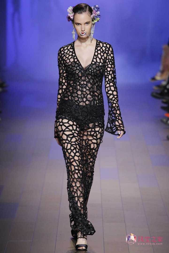 Naeem Khan 2018ϵʱװ