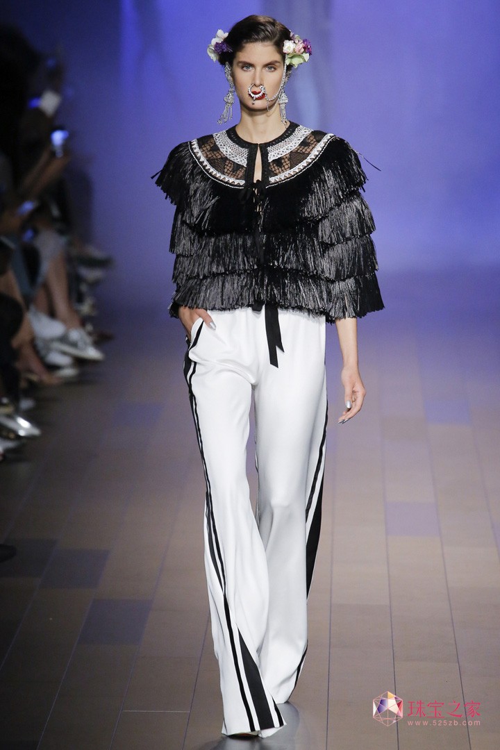 Naeem Khan 2018ϵʱװ