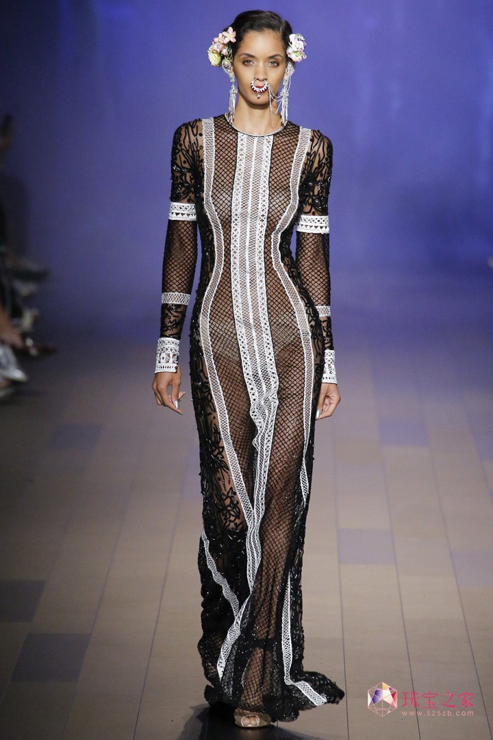 Naeem Khan 2018ϵʱװ