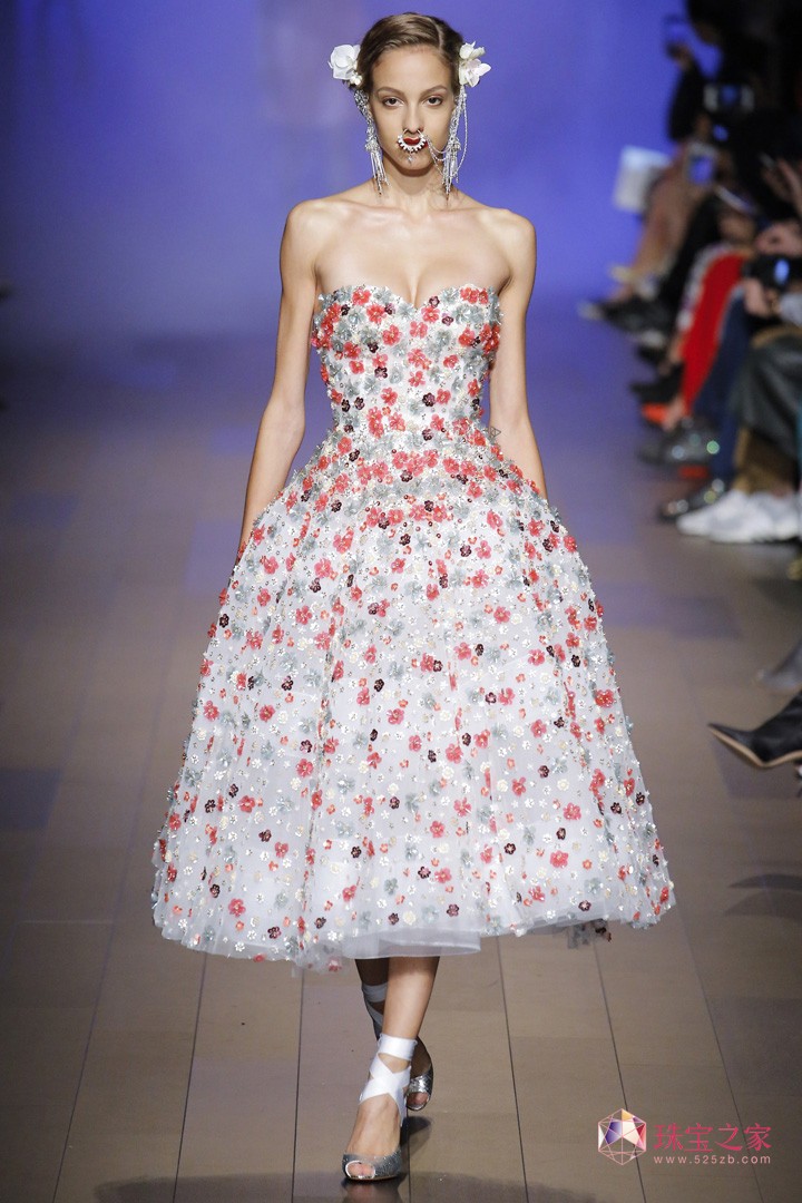 Naeem Khan 2018ϵʱװ