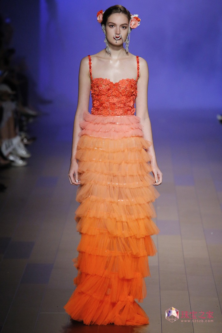 Naeem Khan 2018ϵʱװ