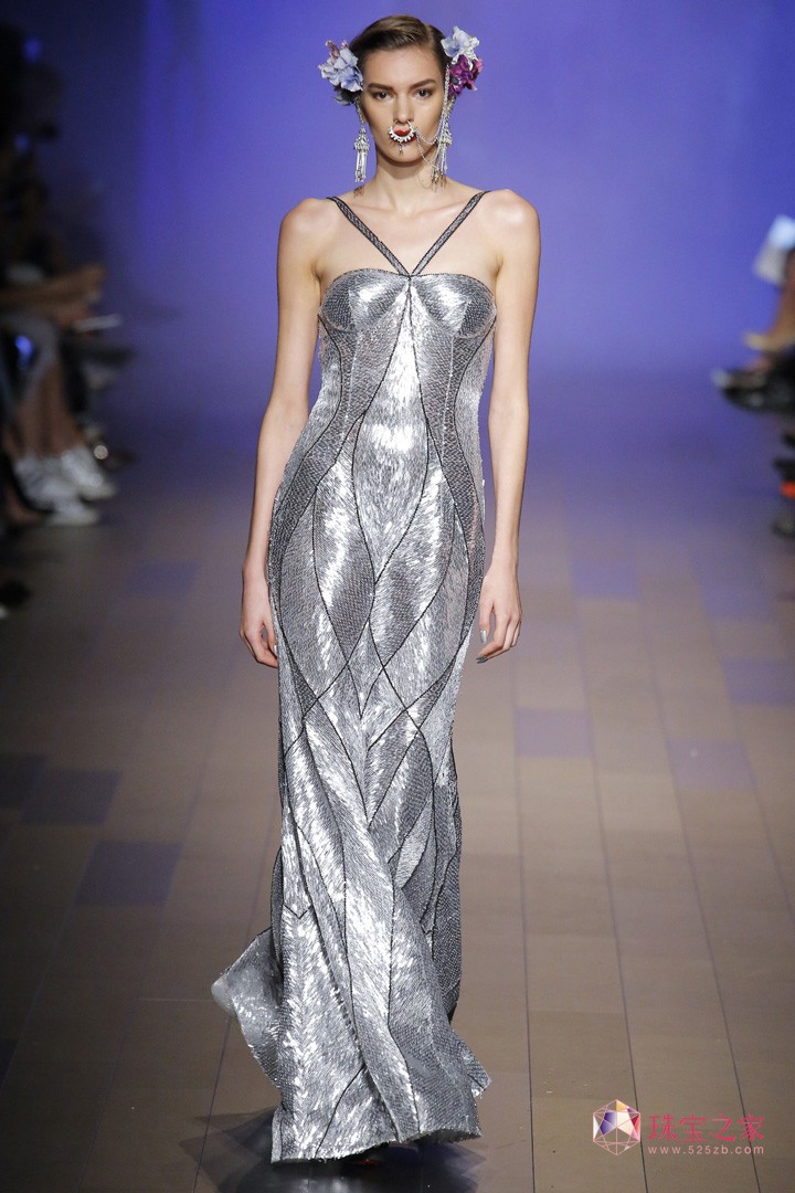 Naeem Khan 2018ϵʱװ