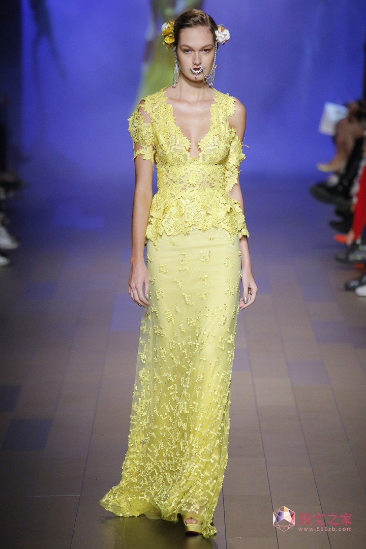 Naeem Khan 2018ϵʱװ